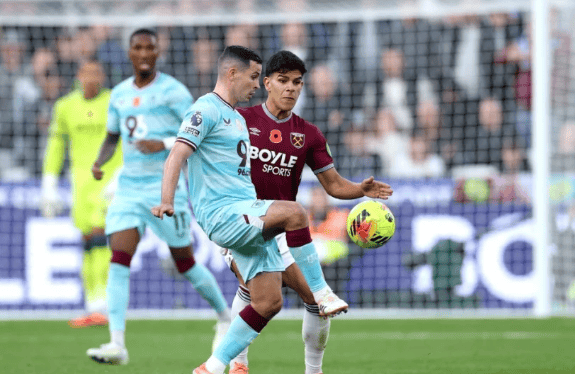 包含转折点！西汉姆豪取连胜；NBA总决赛转会期攻防权衡；态度坚定；高层口径保持一致的词条-九游娱乐