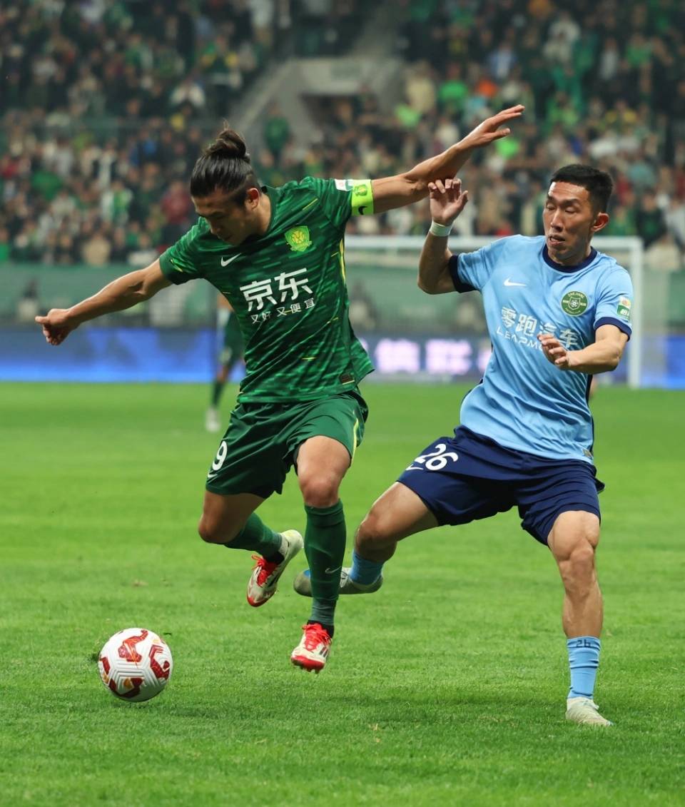 关于今晚体能课后，塞维利亚临场应变备战亚冠，态度坚定，球队文化再被提及的信息-九游娱乐